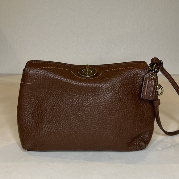 COACH PEBBLED LEATHER WRISTLET - Picture 2 of 6